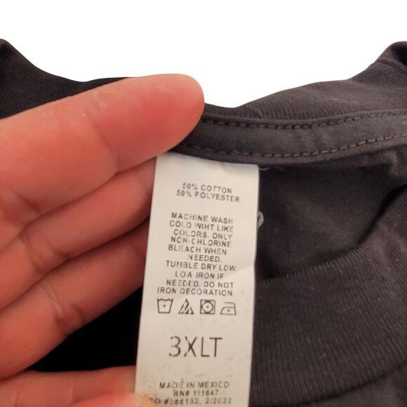 Unisex Mickey & Friends Floral Graphic Print T-Shirt Size 3X-Large - Picture 5 of 7